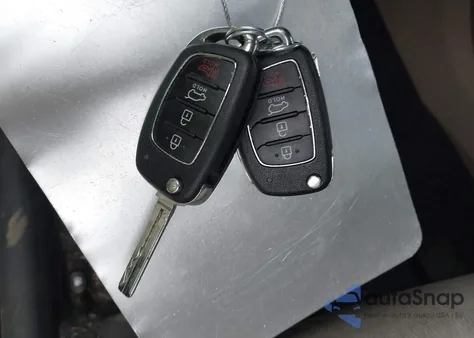 2016 Hyundai Tucson Se из США, поврежденный, VIN KM8J23A4XGU182855